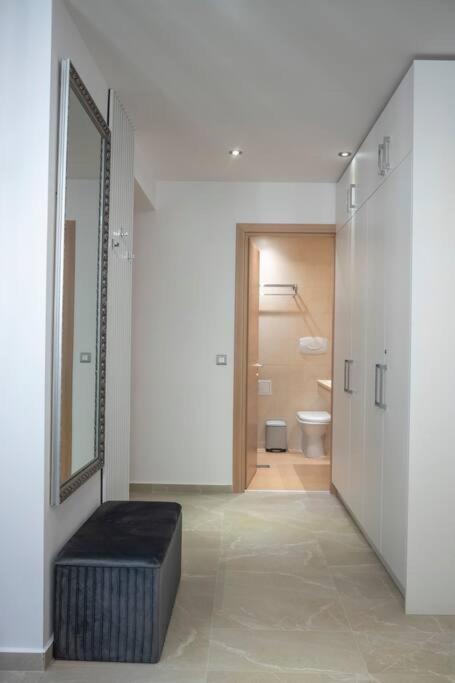 Luxury 2 Bedroom Apartment Bucureşti Exterior foto